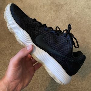 Nike Black Hyperdunk Low 2017